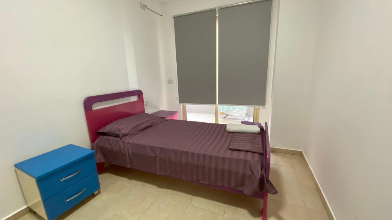 Anna'S Apartament Lushnje Luaran gambar